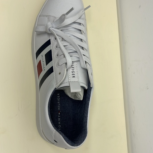 Tommy Hilfiger White Converse Men’s Size 9 (NWOT) - Picture 5 of 6